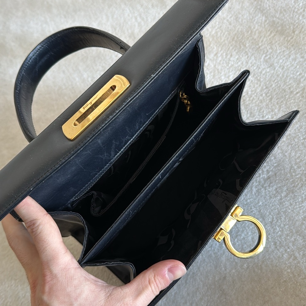 Midnight navy Ferragamo vintage top handle smooth calfskin bag - Picture 8 of 16